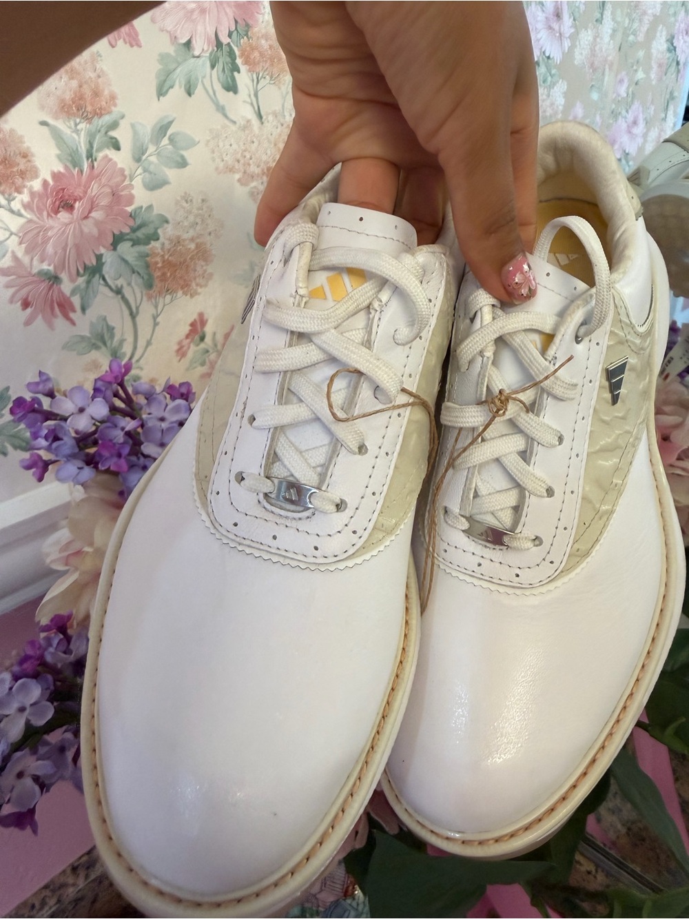 adidas Women's White & Cream Athletic Lace-Up Shoes - Picture 2 of 7